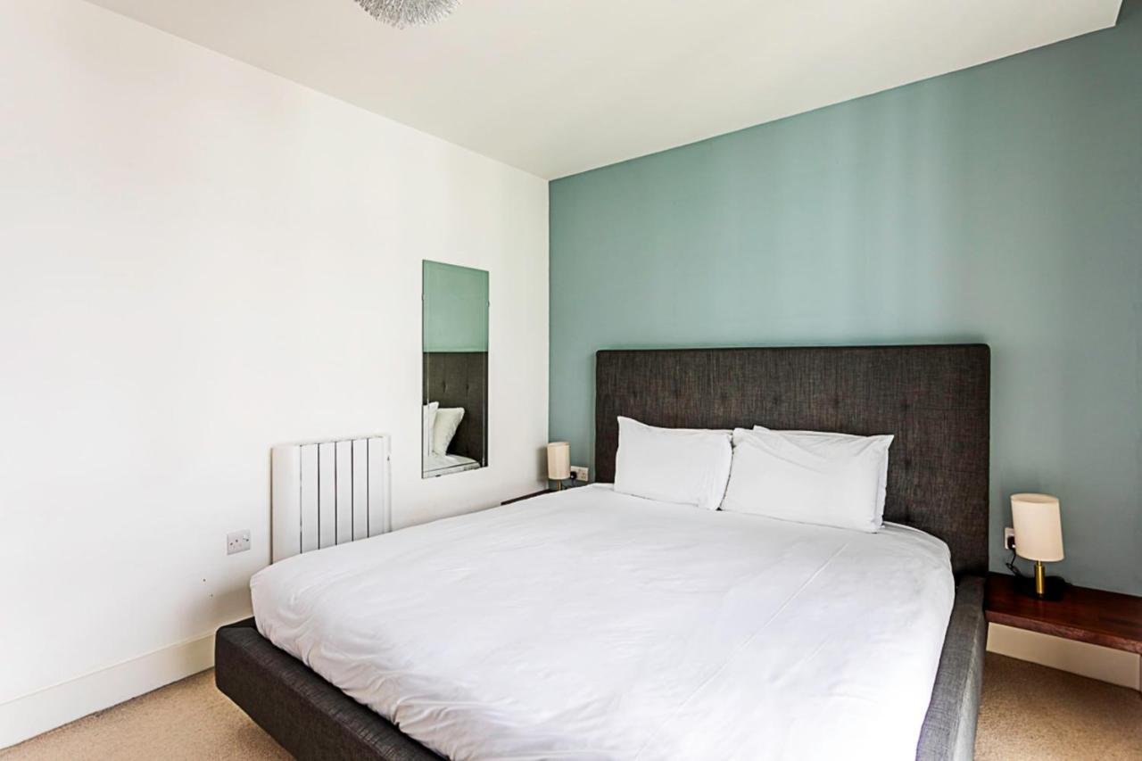 Appartamento City-close 1-bed Near Tower Hill Londra